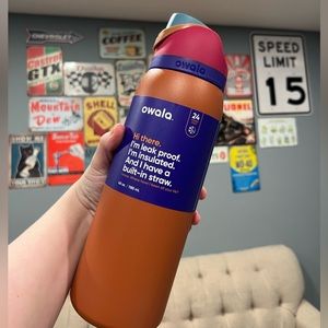 Owala freesip 40oz amber glow *whole foods exclusive*